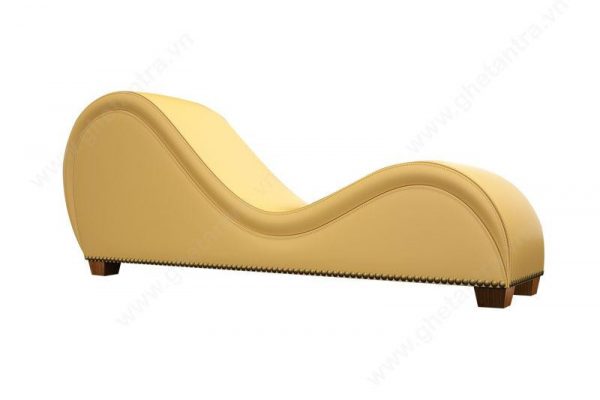Ghế sofa tình yêu màu vàng